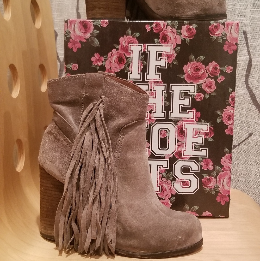 Suede ankle boots